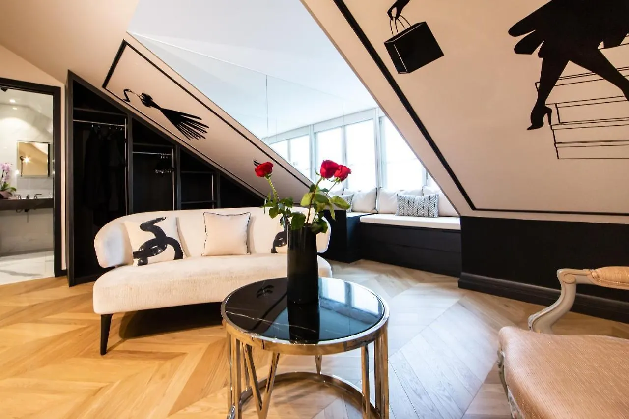 Hotel Dress Code Parigi